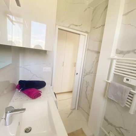Appartement 2P Idealement Place Juan Les Pins 외부 사진